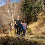 Couple de randonneurs dans le Luchonnais, Pyrénées